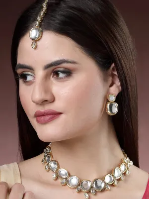 Gold Kundan-Studded Necklace and Earrings with Mang Tikka