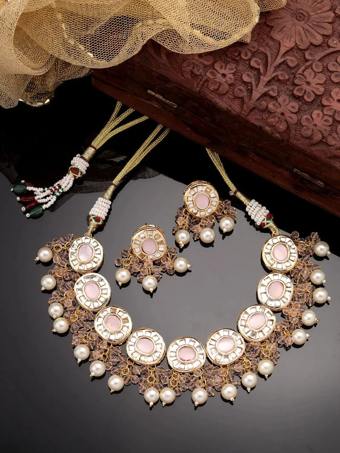 Gold-Plated Kundan-Studded & Beaded Jewellery Set Necklace and Earrings