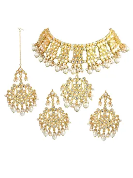 Karatcart 22K GoldPlated Choker Kundan Necklace Set for Women